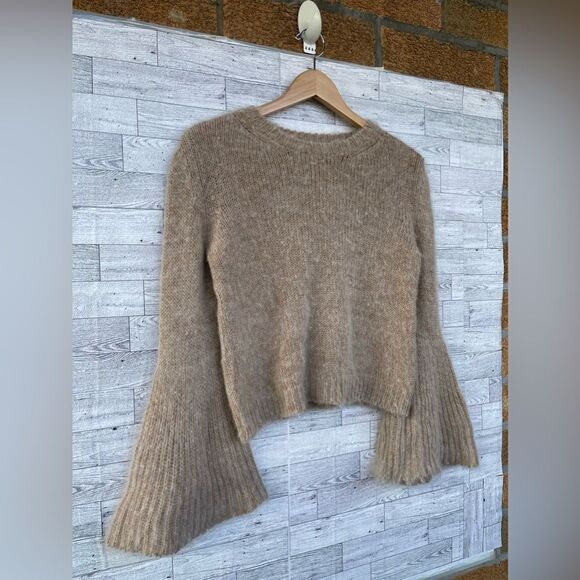Brock Collection
Kaelie Cashmere Bell-Sleeve jumper size small - Picture 4 of 13